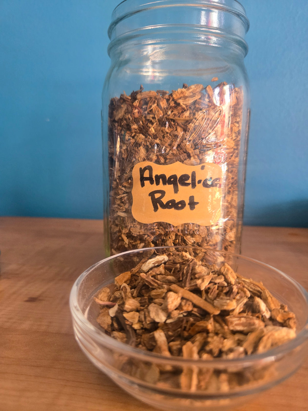 Angelica Herb Root
